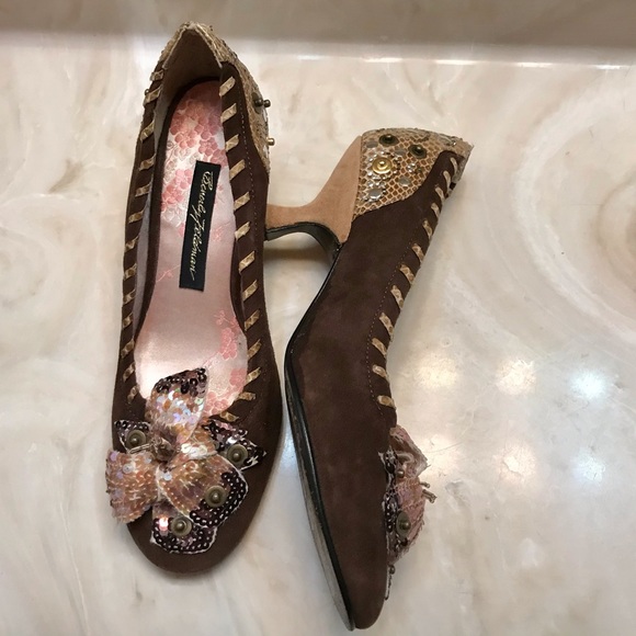Beverly Feldman Embellished Heels size 5 1/2 - Picture 6 of 8